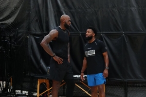 NBA直播_NBA免费直播在线直播_NBA篮球比赛直播高清无插件观看